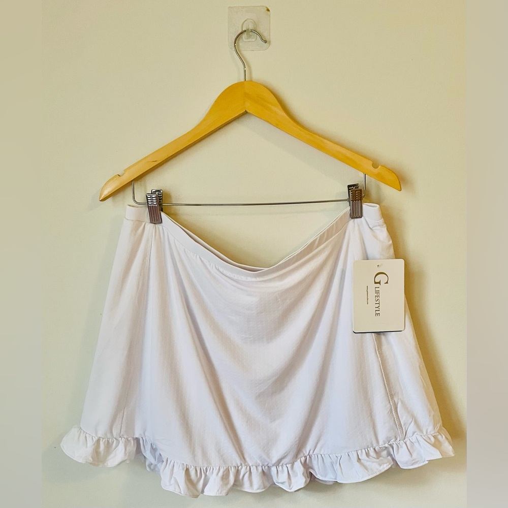 G LIFESTYLE GOLF BY GOTTEX Ruffled Hem Tennis Skort - Size X-Large XL White